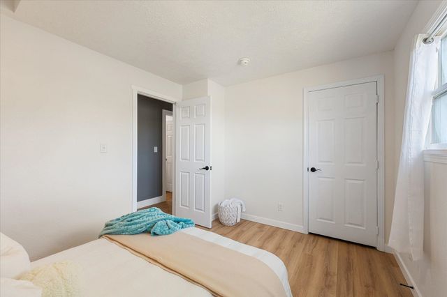 6212 N Assembly St, Spokane, WA 99205