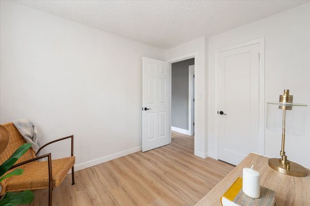 6212 N Assembly St, Spokane, WA 99205