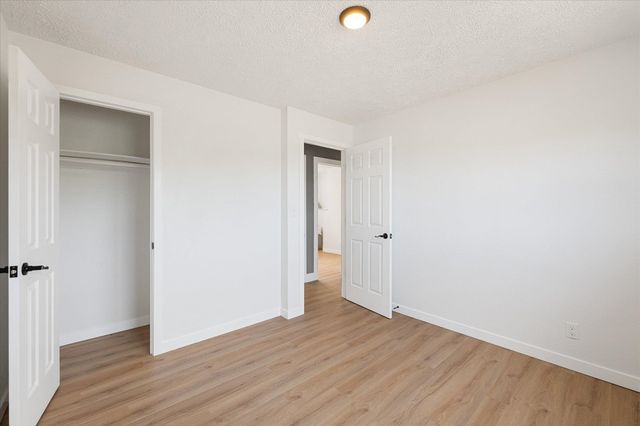 6212 N Assembly St, Spokane, WA 99205