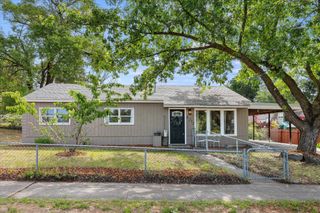 6212 N Assembly St, Spokane, WA 99205