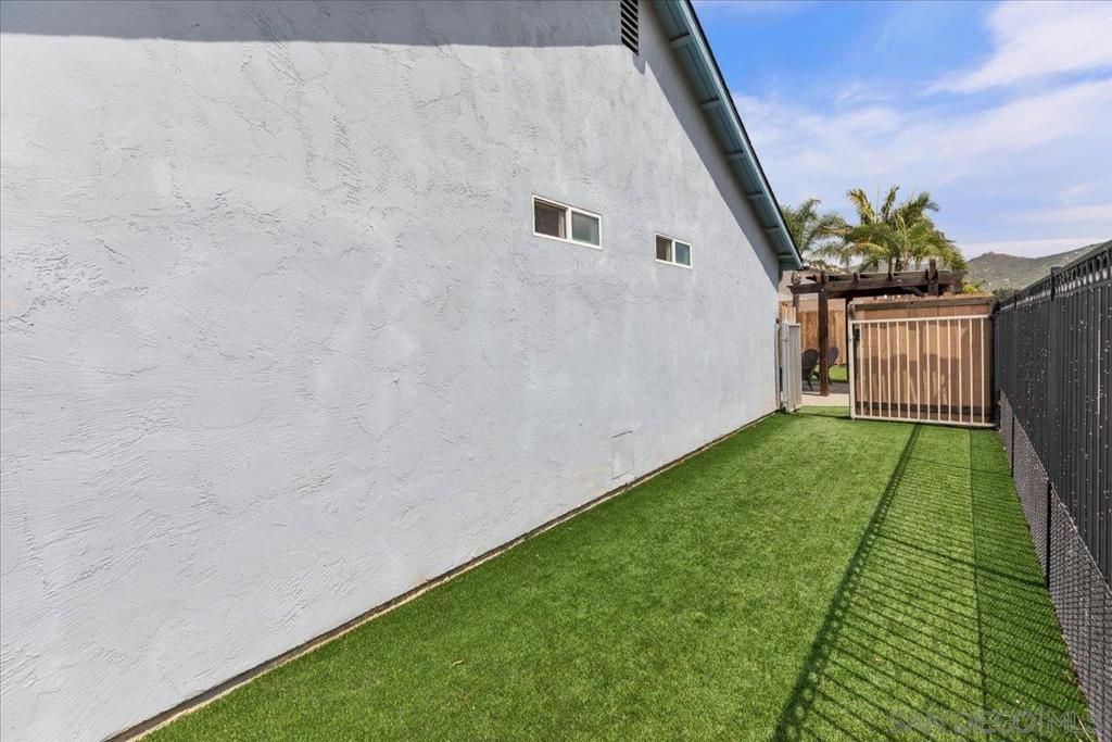 Image 35 of property listing at 13423 Floral Ave, Poway, CA 92064