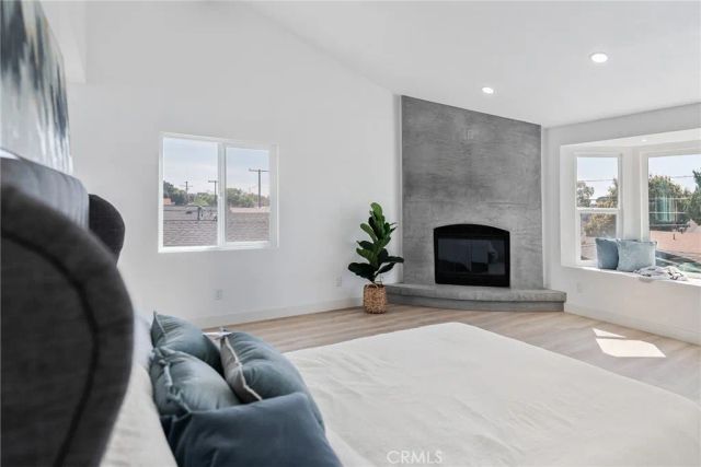 945 N Summer, Anaheim, CA 92805