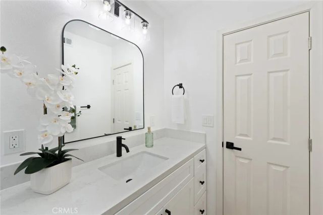 945 N Summer, Anaheim, CA 92805