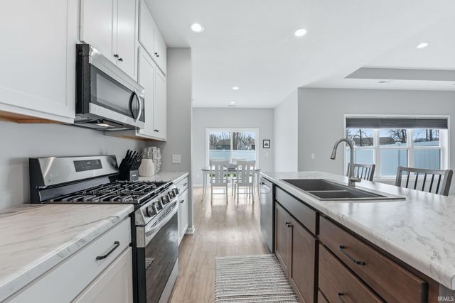 1209 Verdigris Pass, Fort Wayne, IN 46845