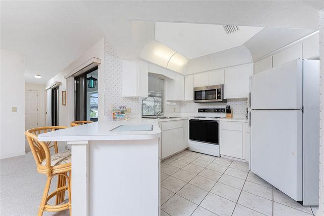 21 BUNKER LANE, Rotonda West, FL 33947