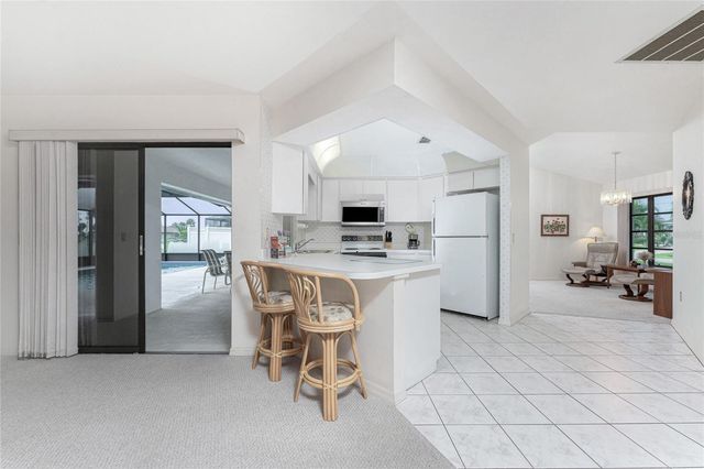 21 BUNKER LANE, Rotonda West, FL 33947