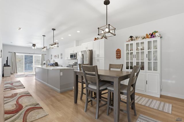 2621 HENNESSY DRIVE, Rapid City, SD 57701