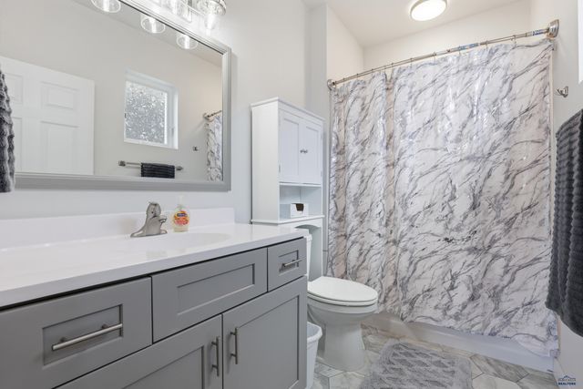 2621 HENNESSY DRIVE, Rapid City, SD 57701