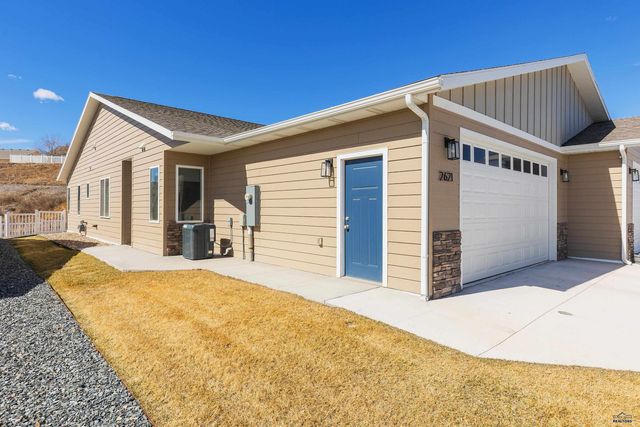 2621 HENNESSY DRIVE, Rapid City, SD 57701