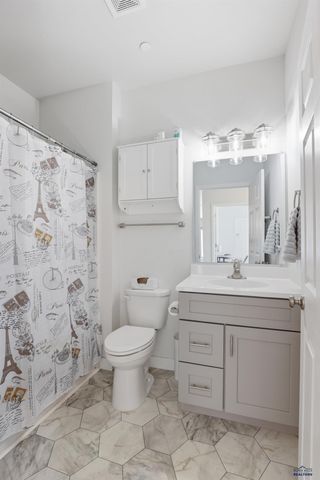 2621 HENNESSY DRIVE, Rapid City, SD 57701