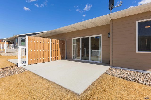 2621 HENNESSY DRIVE, Rapid City, SD 57701