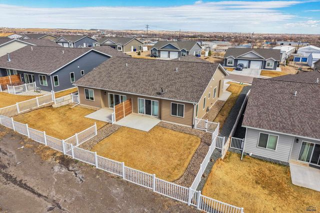 2621 HENNESSY DRIVE, Rapid City, SD 57701