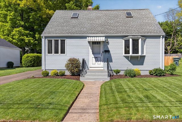 39 Westview Street, Hamden, CT 06514