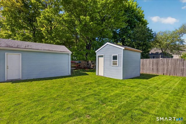 39 Westview Street, Hamden, CT 06514
