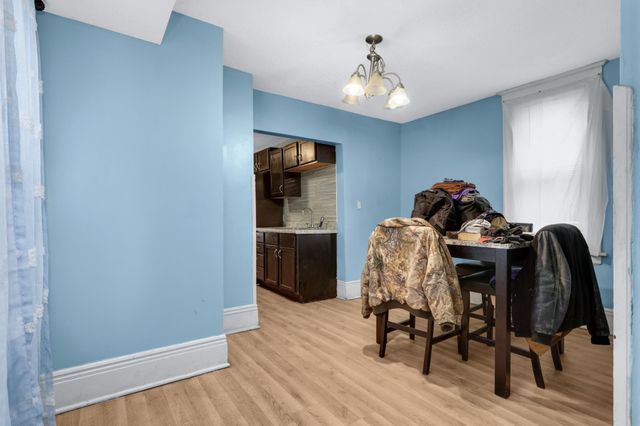 1025 Mclean Avenue, Saint Paul, MN 55106