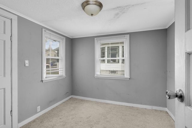 1025 Mclean Avenue, Saint Paul, MN 55106