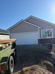 1085 Tomahawk Place, Martinsville, IN 46151
