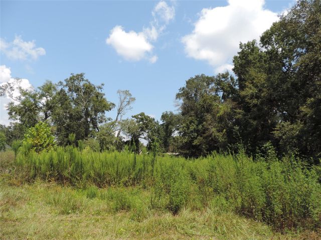 2014 Center Avenue, Cleveland, TX 77327