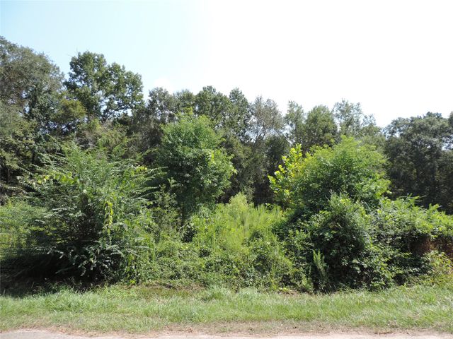 2014 Center Avenue, Cleveland, TX 77327