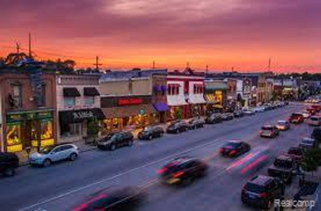 495 Miller Avenue Apt. 212, Rochester, MI 48307