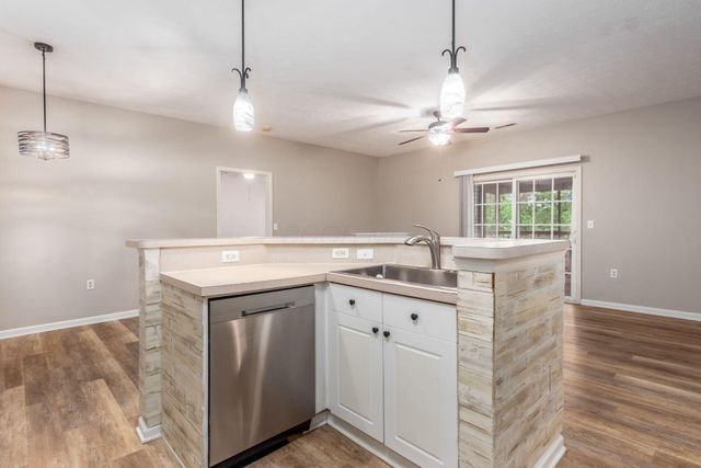 1989 Berrancher Drive, Columbus, OH 43228