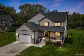 307 Kendry, Bloomfield Hills, MI 48302