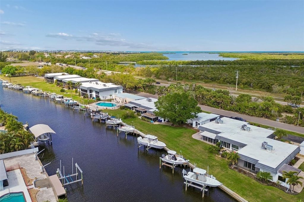 10443 WATERBIRD WAY, BRADENTON, FL 34209 — photo 4