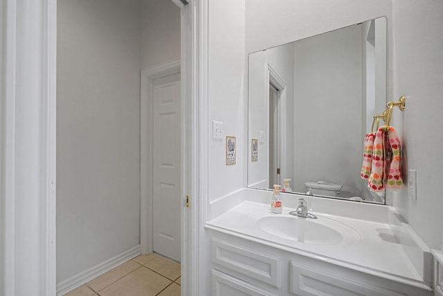 18 Floret Court, The Woodlands, TX 77382