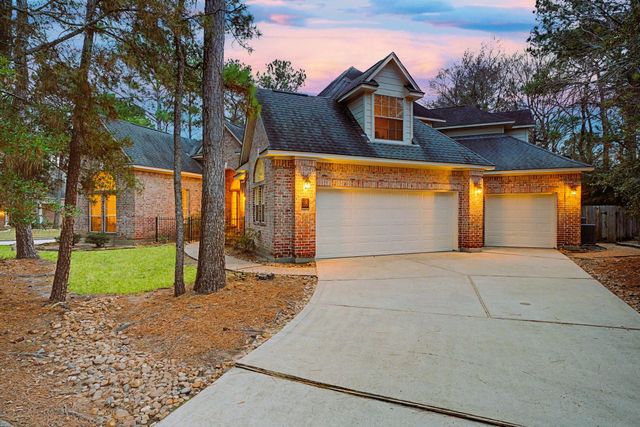 18 Floret Court, The Woodlands, TX 77382