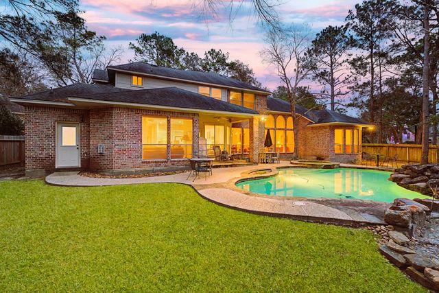 18 Floret Court, The Woodlands, TX 77382