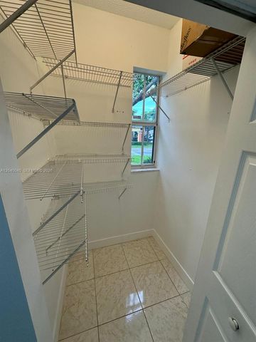 4273 NE 10th Court 4273, Homestead, FL 33033