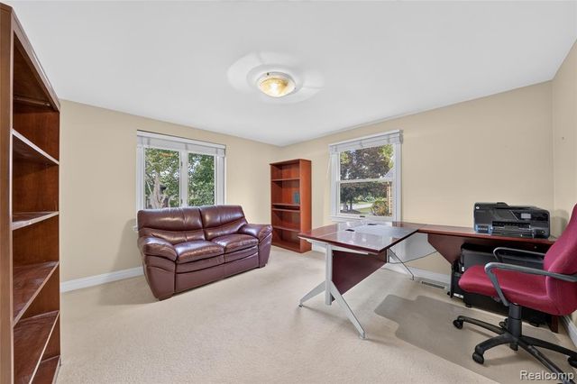5369 W Bloomfield Lake Road, West Bloomfield, MI 48323