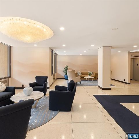 6600 JFK Blvd E 23J, West New York, NJ 07093