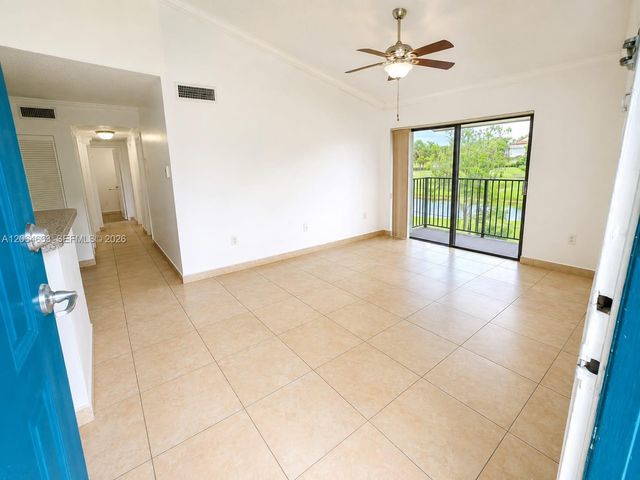 7235 NW 179th Street 212, Hialeah, FL 33015