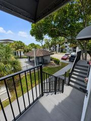 7235 NW 179th Street 212, Hialeah, FL 33015