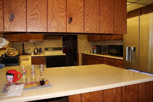 333 Greens Creek Road, Grants Pass, OR 97527