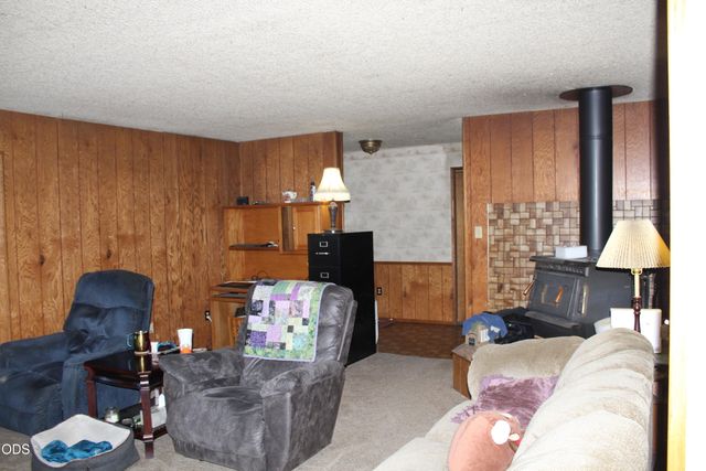 333 Greens Creek Road, Grants Pass, OR 97527