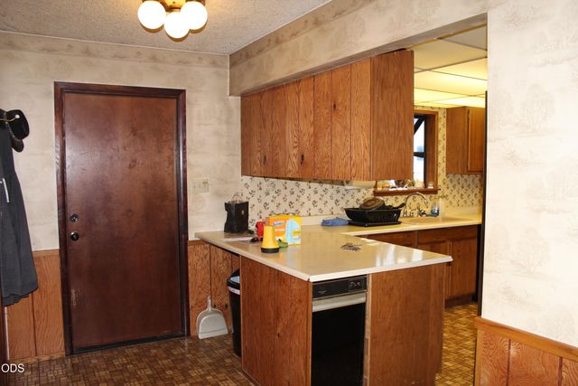 333 Greens Creek Road, Grants Pass, OR 97527