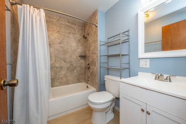 8 Townsend Ave, Hanover Twp., NJ 07927