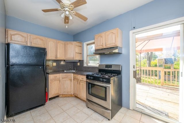 8 Townsend Ave, Hanover Twp., NJ 07927