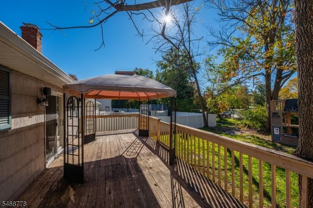 8 Townsend Ave, Hanover Twp., NJ 07927