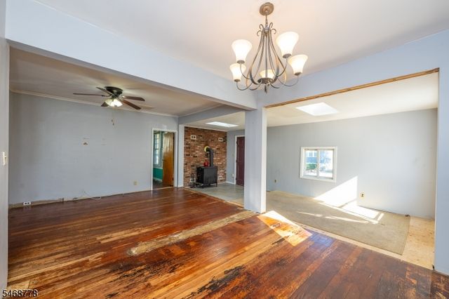 8 Townsend Ave, Hanover Twp., NJ 07927