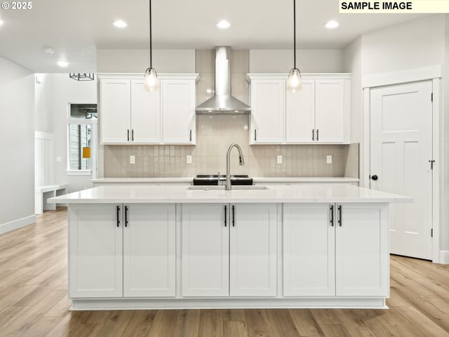 750 Ne SALING Dr E 90, Estacada, OR 97023