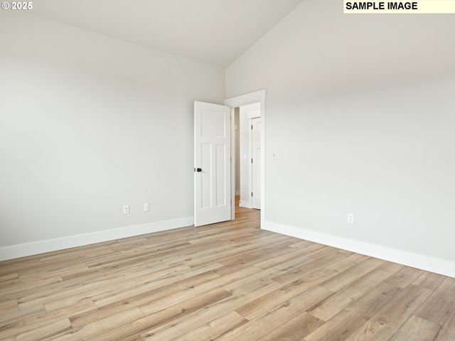 750 Ne SALING Dr E 90, Estacada, OR 97023