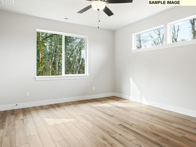 750 Ne SALING Dr E 90, Estacada, OR 97023