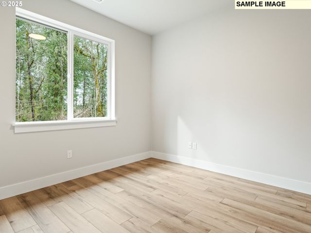 750 Ne SALING Dr E 90, Estacada, OR 97023