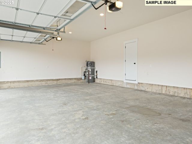 750 Ne SALING Dr E 90, Estacada, OR 97023