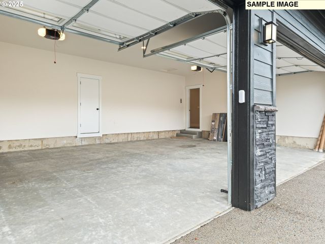 750 Ne SALING Dr E 90, Estacada, OR 97023