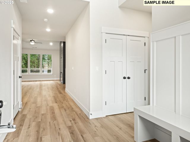 750 Ne SALING Dr E 90, Estacada, OR 97023