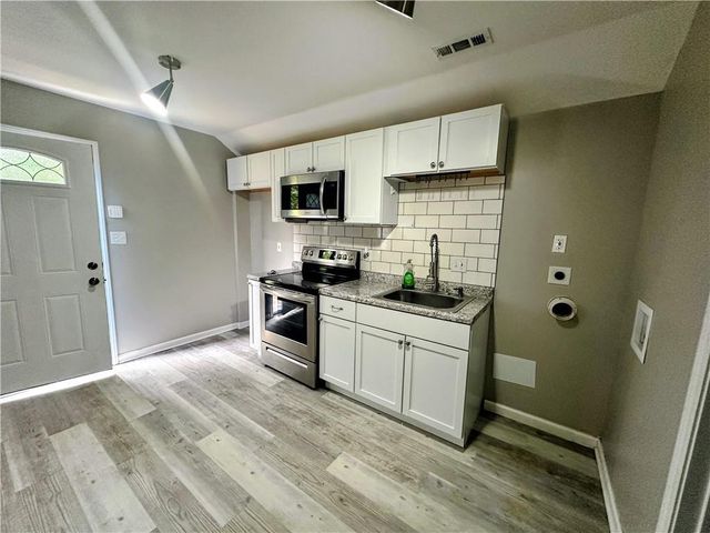 1133 S Haden Street, Independence, MO 64050